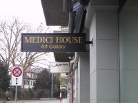Medici House Art Gallery -Stechschild